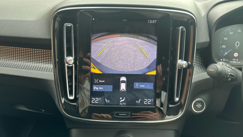 Volvo Xc40 2.0 D4 [190] R DESIGN 5dr AWD Geartronic Diesel Estate